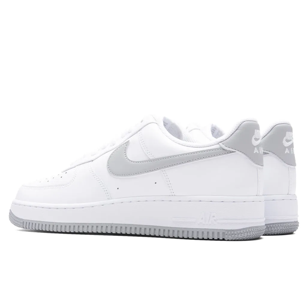 Air Force 1 '07 - White/Light Smoke Grey