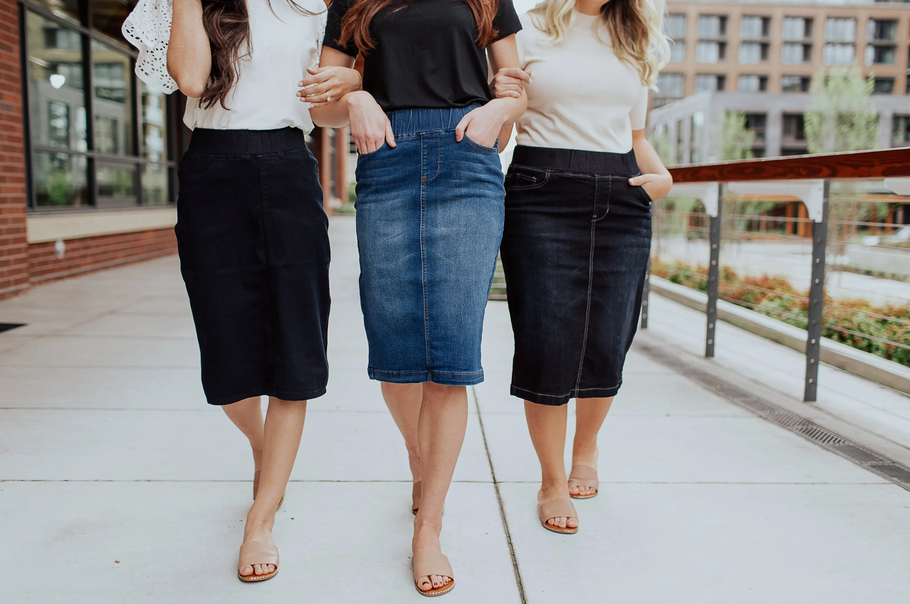 All Day Every Day Denim Skirt in VINTAGE WASH