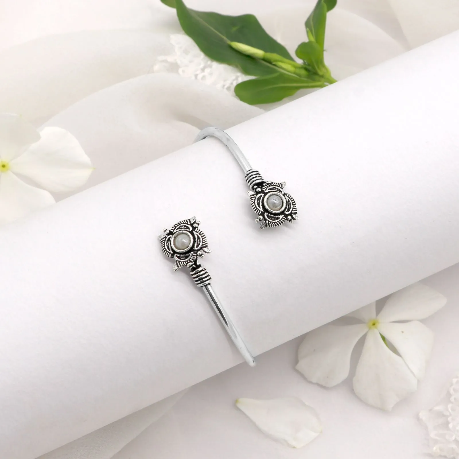 Aparna White Flower Silver Oxidized Bracelet