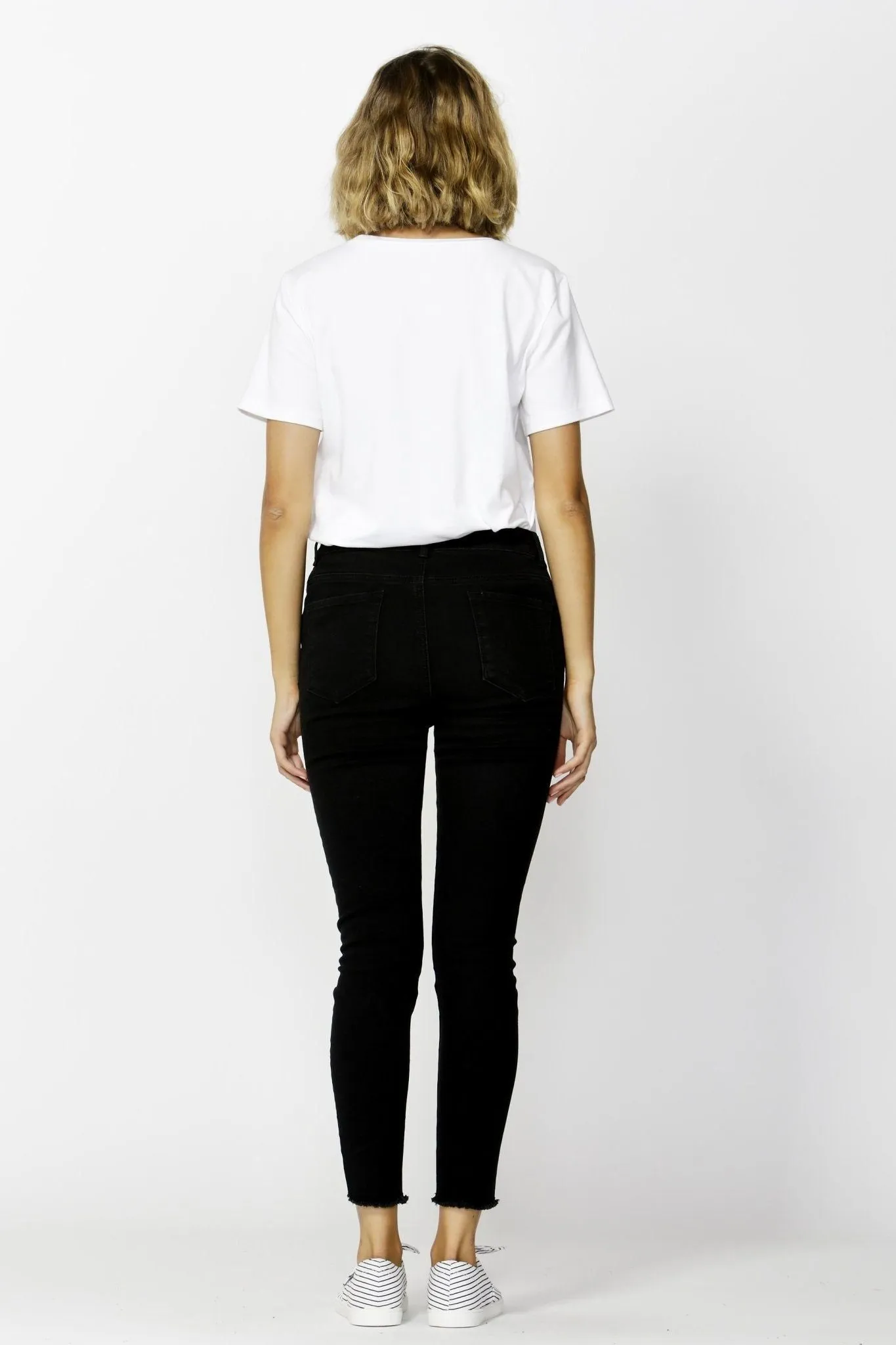 Betty Basics Linden Jean in Black