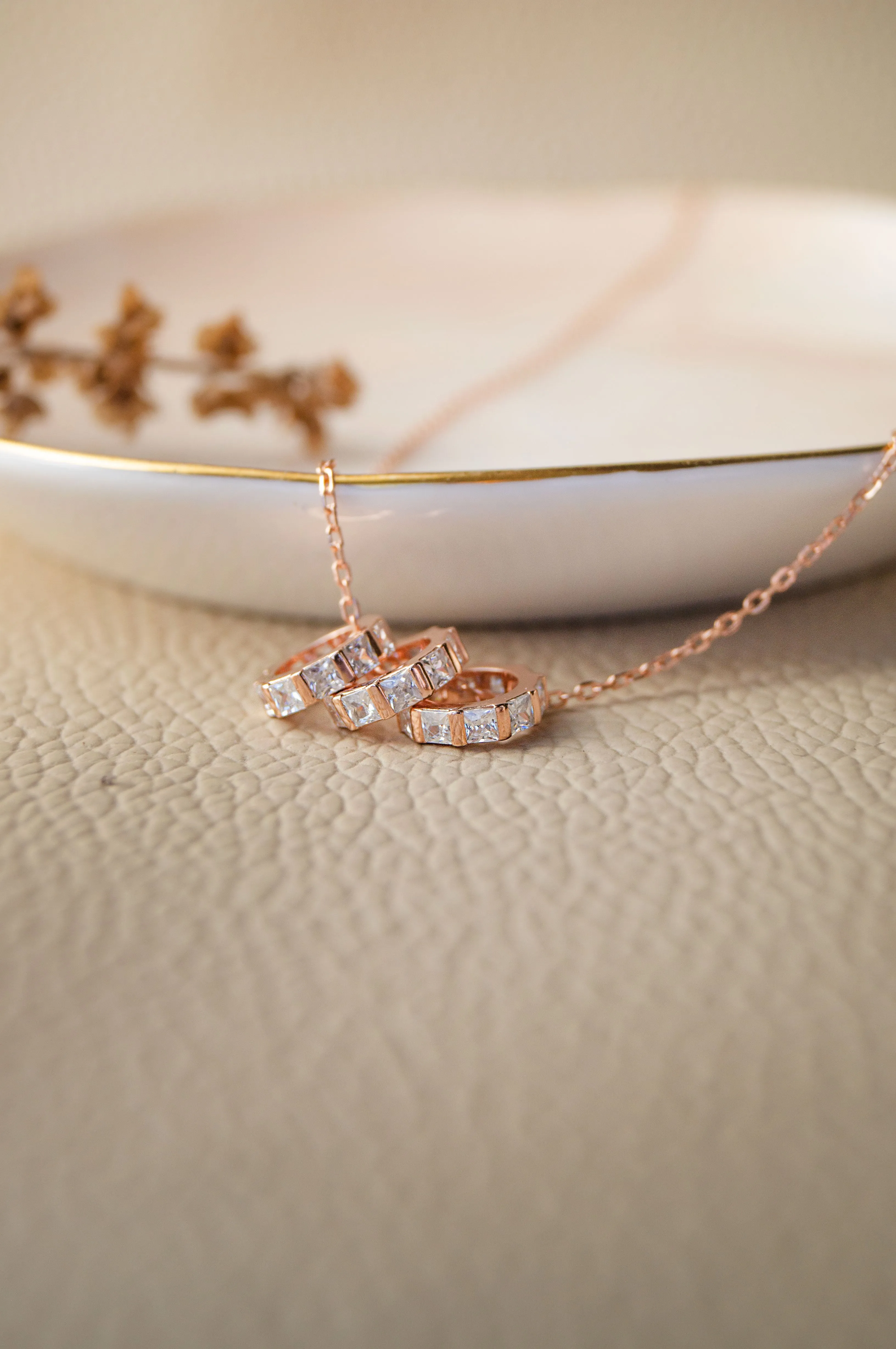 Dancing Sparkle Rings Rose Gold Plated Sterling Silver Chain Necklace