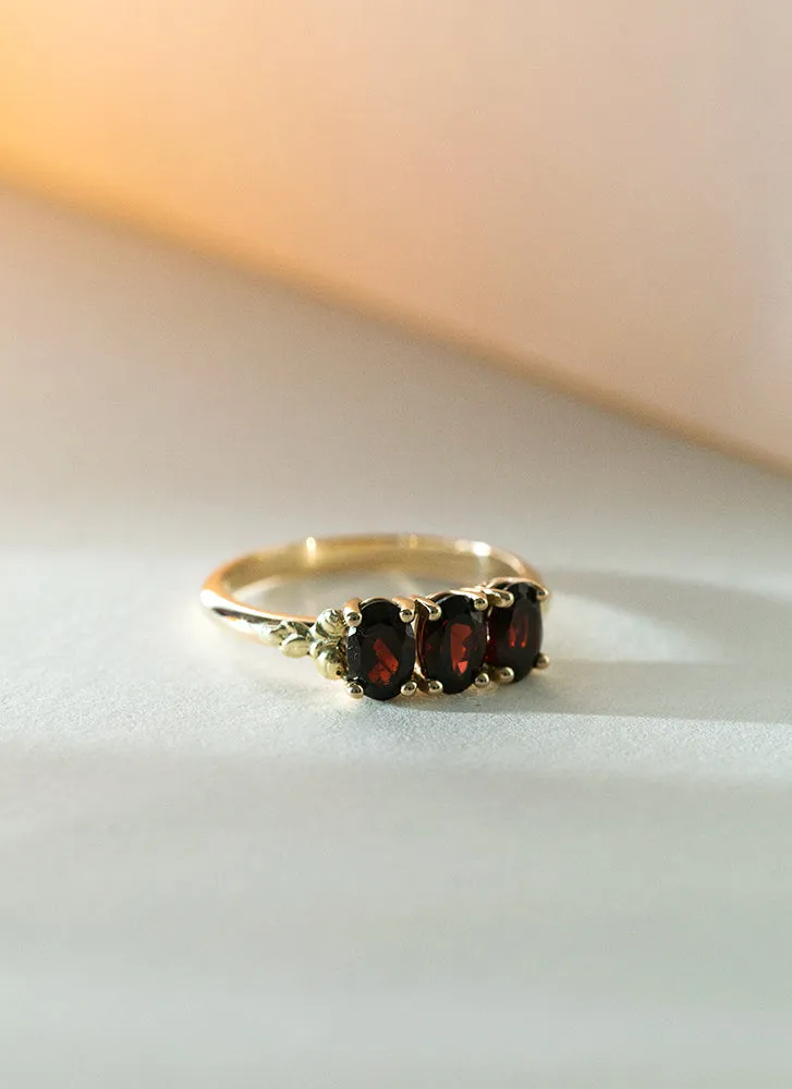 Max garnet ring 14k gold